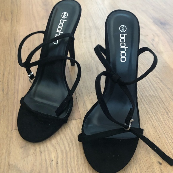 [Brand NEW] Sexy Black strappy heel - Picture 1 of 4